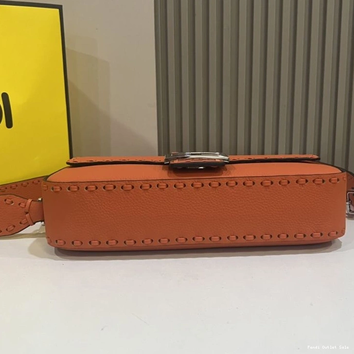 Affordable Leather Fendi Orange In Cuoio Bag Selleria Romano Medium Baguette 0714